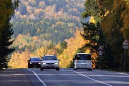 Важные советы водителям, как правильно подготовить машину к осени Важные советы водителям, как правильно подготовить машину к осени