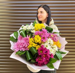 Магазин цветов • Нижнегорск, Крым Магазин цветов • Нижнегорск, Крым